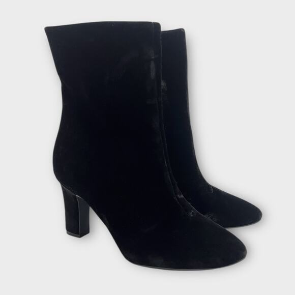 Lauren Ralph Lauren Bridgett Black Velvet Heel Booties Size 7.5 - Picture 9 of 9